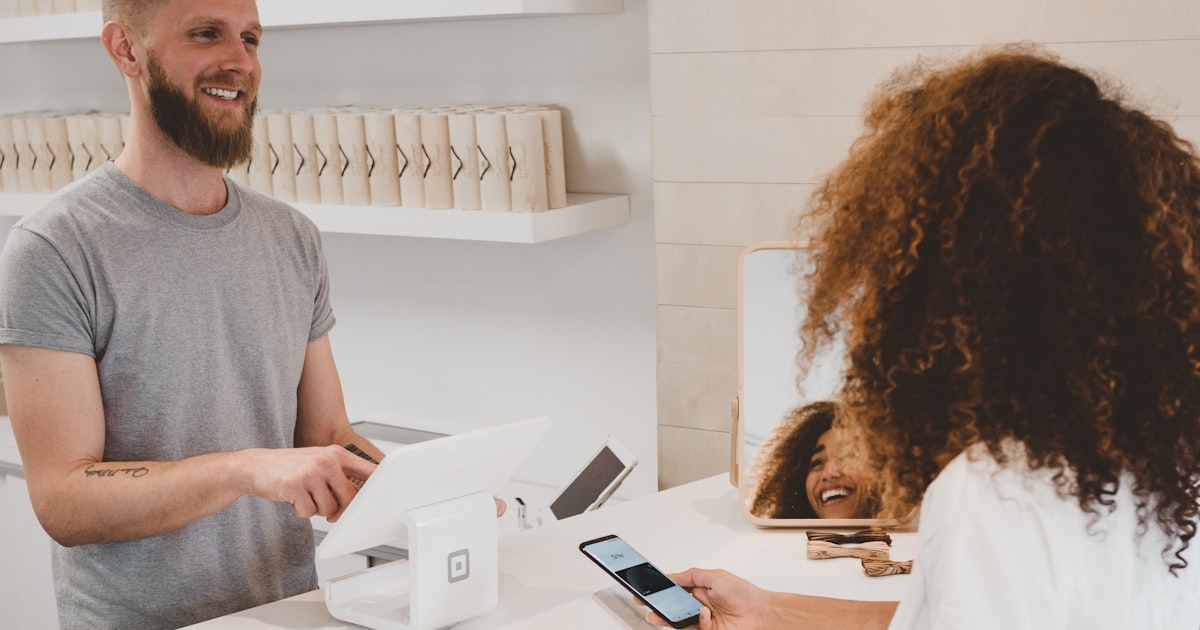 UAE Business Credit Card: How to Get One as an SME in 2026